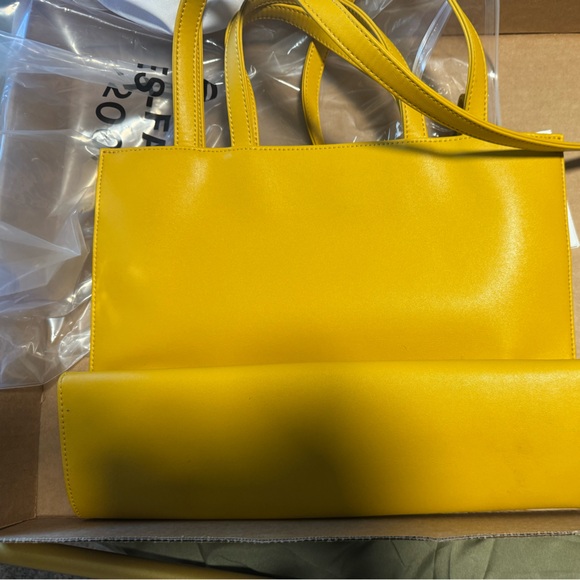 Medium Mustard Telfar shopping bag. Great condition. - Picture 2 of 3